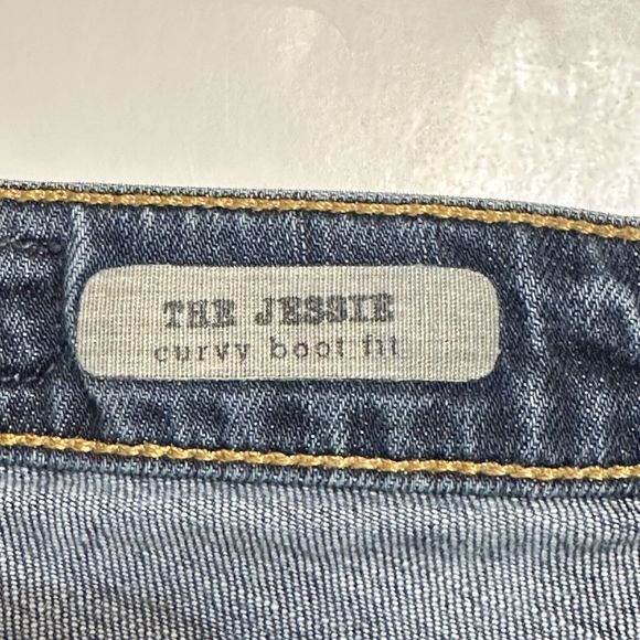 AG Adriano Goldschmied The Jessie Curvy Boot Fit Women’s Size 26R Jeans (26x30) - Picture 8 of 16